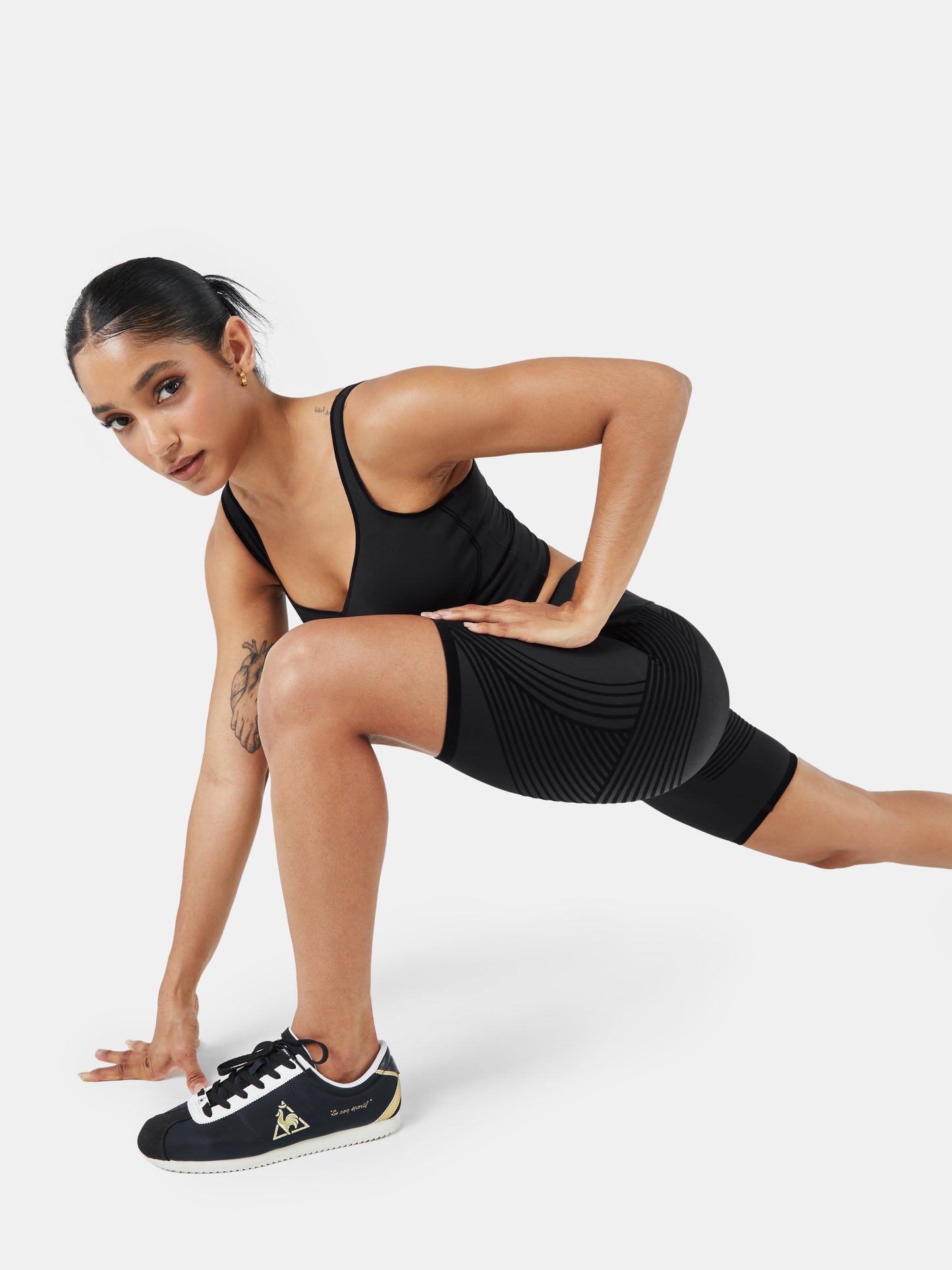 Body Sculpt 9" Biker Shorts (Reversible Wear)