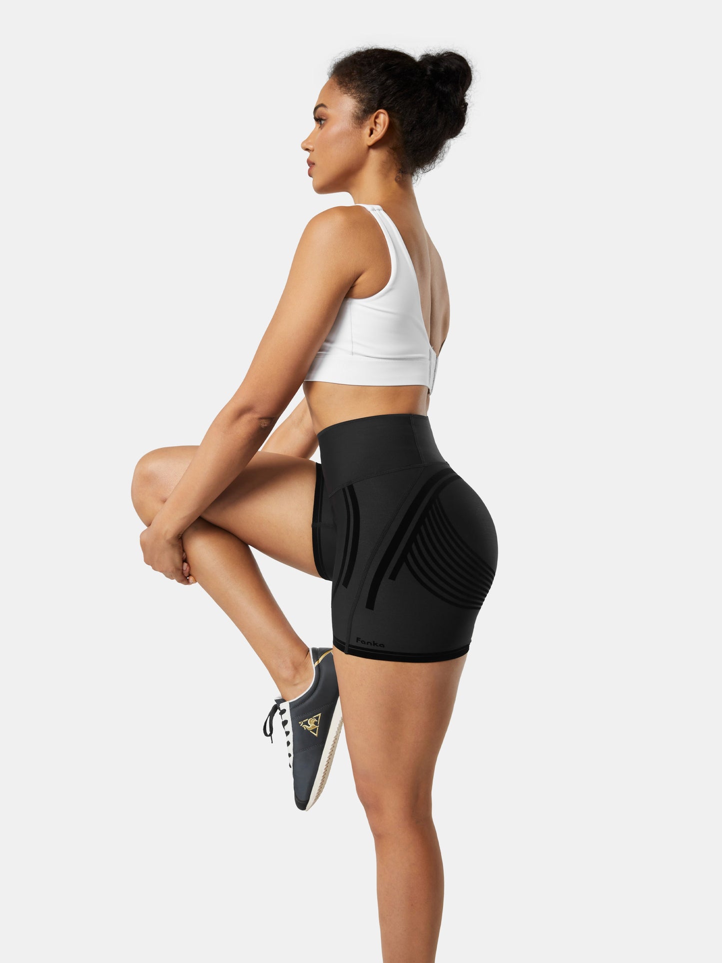 Body Sculpt 6" Biker Shorts (Reversible Wear)