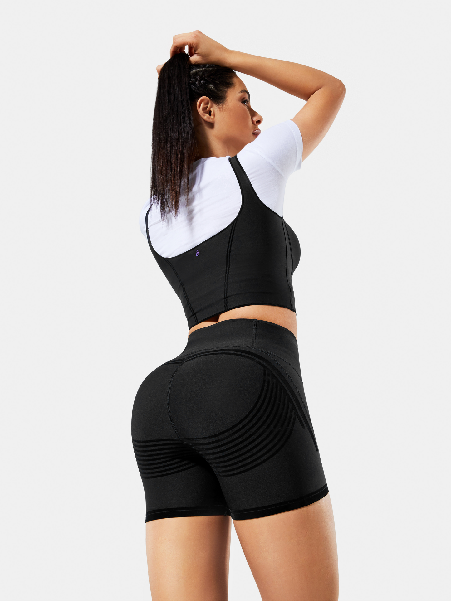 Body Sculpt 6" Biker Shorts (Reversible Wear)