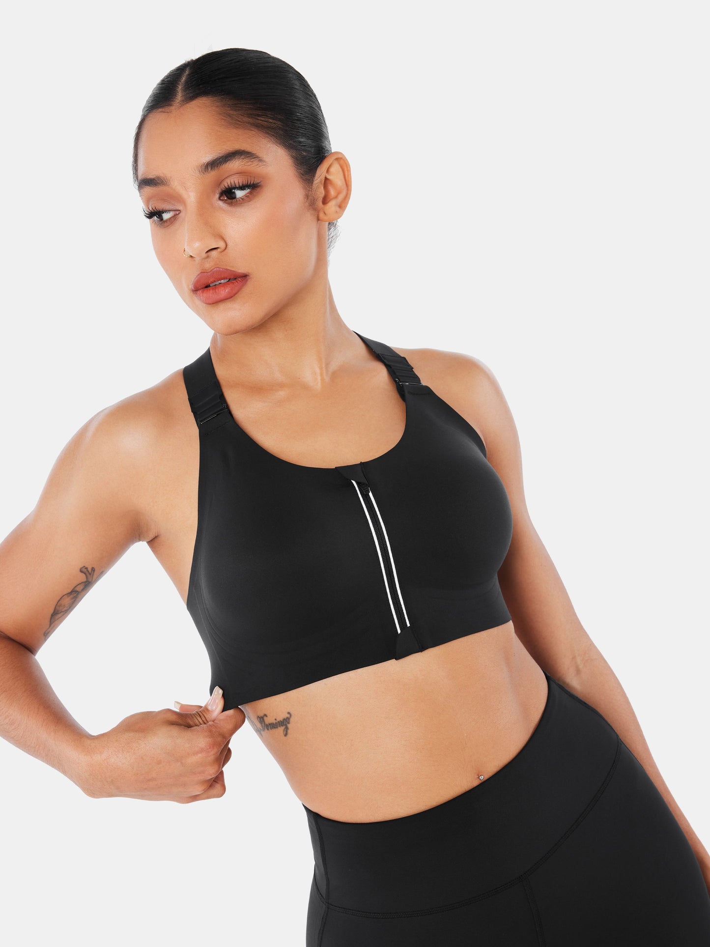 SpeedDry™ Front Zip Sports Bra