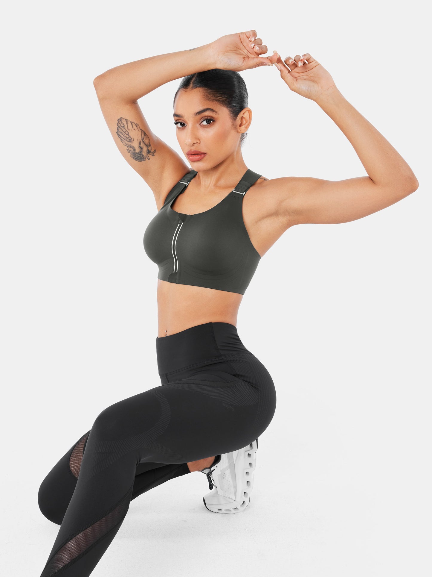 SpeedDry™ Front Zip Sports Bra